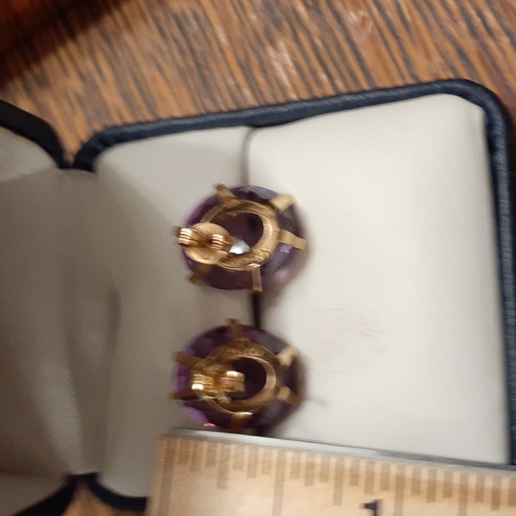 14K YELLOW GOLD AMETHYST OVAL SOLITAIRE STUD EARRINGS NEW - Picture 5 of 8